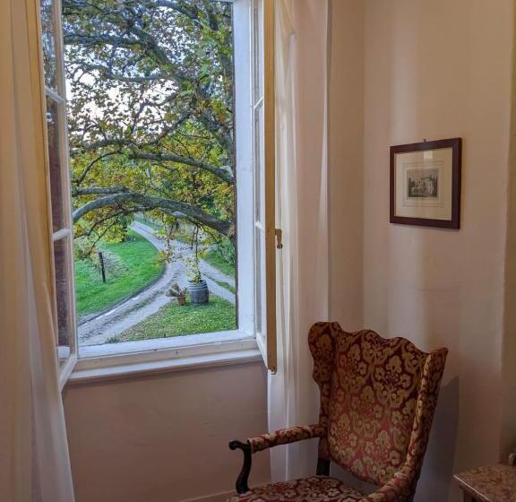 اتاق استاندارد سه تخته با سرویس بهداشتی مشترک, Castel San Mauro