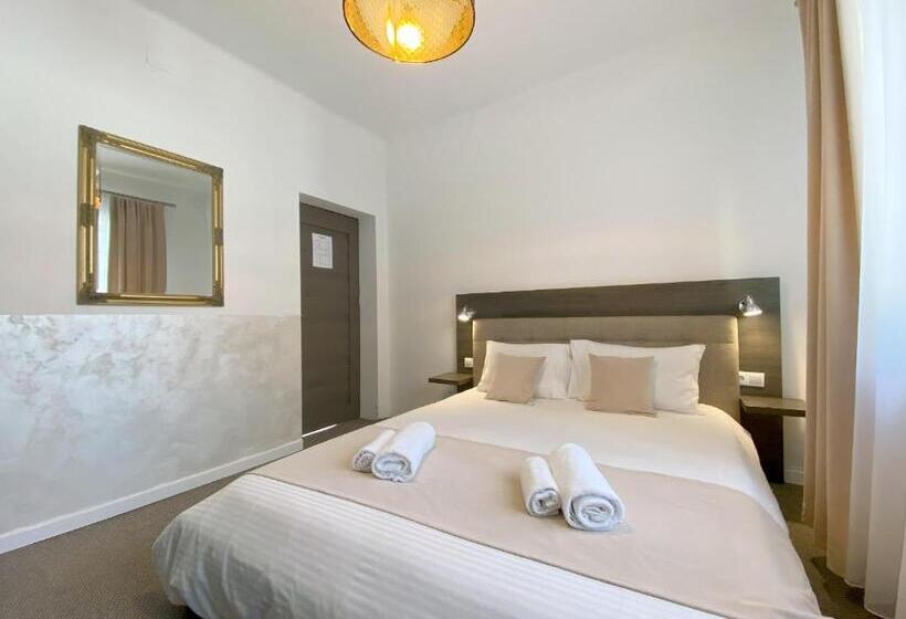 スタンダードルーム, Vila Roza