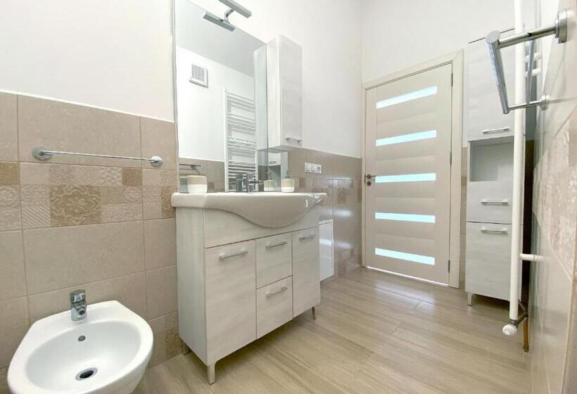 آپارتمان 1 خوابه, Vila Roza