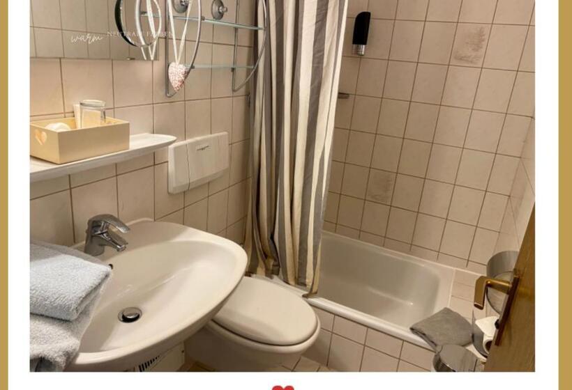 バルコニー付きシングルスタンダードルーム, Berghupferl Do Legst Di Nieda