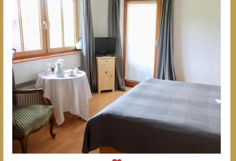 バルコニー付きスタンダードルーム, Berghupferl Do Legst Di Nieda