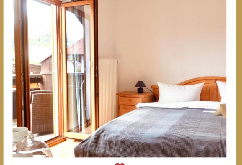 バルコニー付きスタンダードルーム, Berghupferl Do Legst Di Nieda