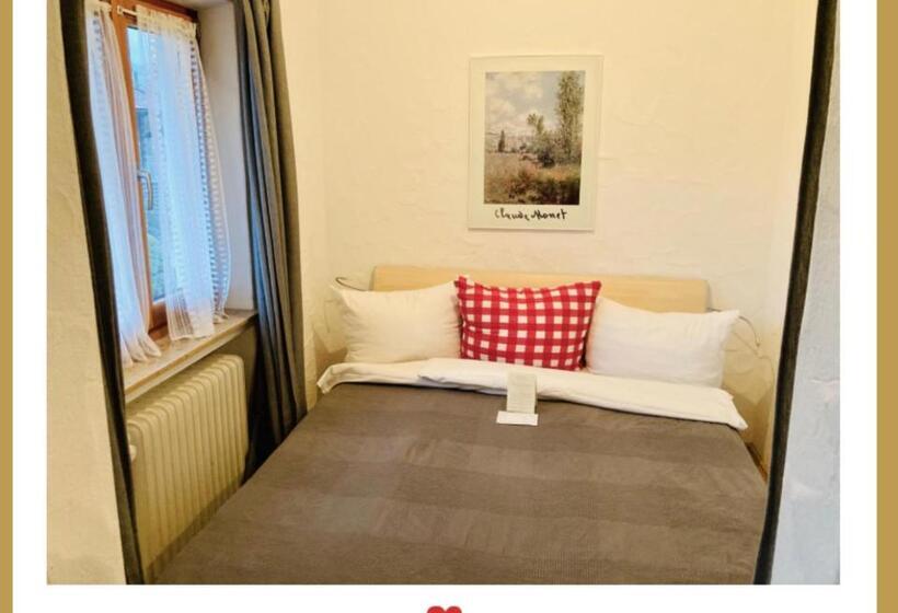 ファミリールーム, Berghupferl Do Legst Di Nieda