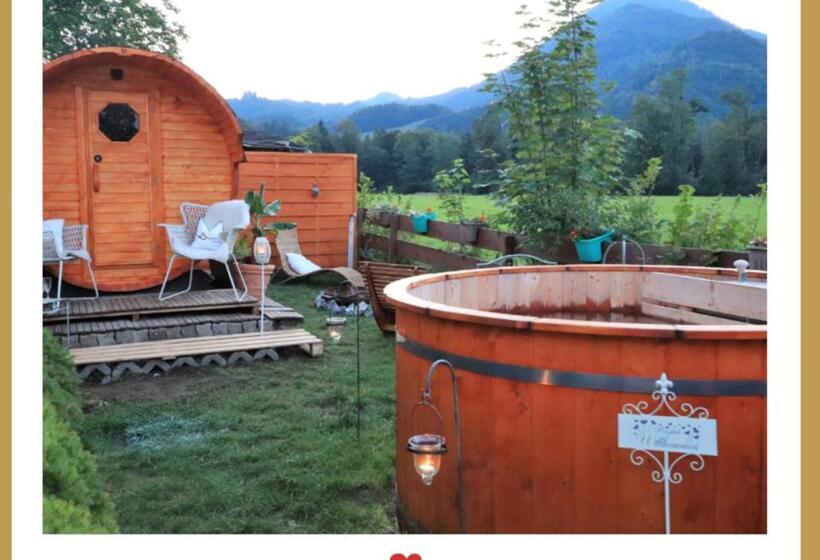 ファミリールーム, Berghupferl Do Legst Di Nieda