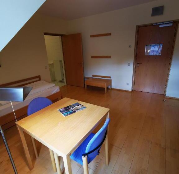 Номер Стандарт Адаптированный для Инвалидов, Haus Der Begegnung Heilig Geist