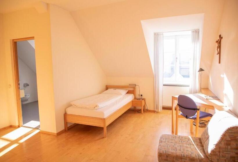 Номер Стандарт Индивидуальный, Haus Der Begegnung Heilig Geist