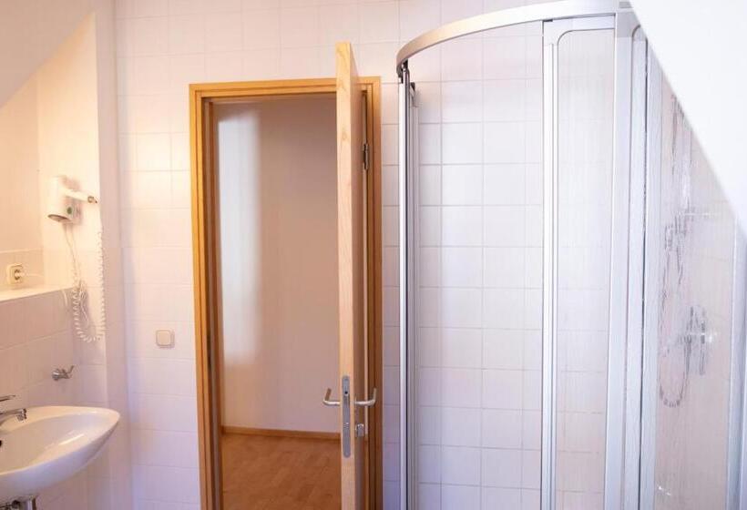 Номер Стандарт, Haus Der Begegnung Heilig Geist