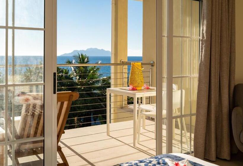 اتاق استاندارد با بالکن و چشمانداز دریا, Villa Panoramic Seaview