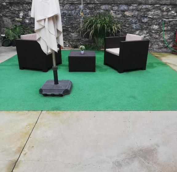 Pokój Standard, Fx Pena