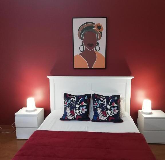 Pokój Deluxe, Fx Pena