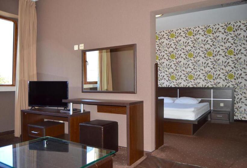 جناح جونيور مطل على الجبل, Hemus Hotel   Vratza