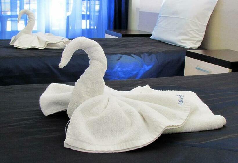 Triple Room Sea View, Afrodita