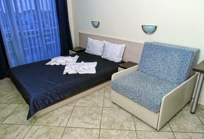 غرفة قياسية مطلّة علي البحر, Afrodita