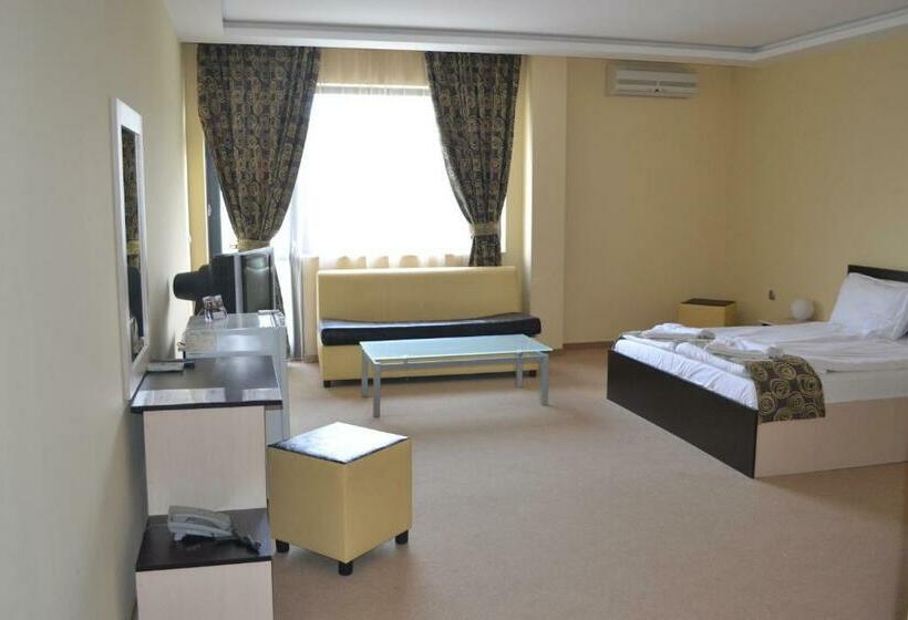 标准间, Alexander