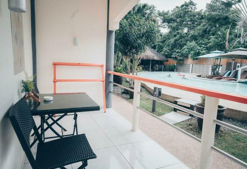 اتاق لوکس با تخت بزرگ, Alona Northland Resort