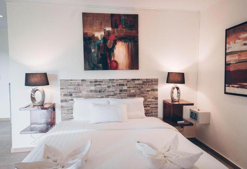 سوییت, Alona Northland Resort