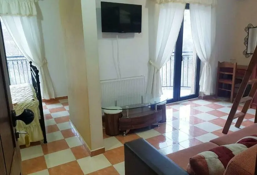 سوییت خانوادگی, Boutique Hotel Colosseo