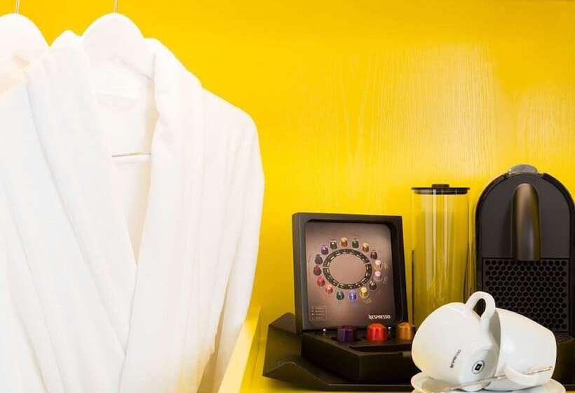 豪华房间, Coppersmith