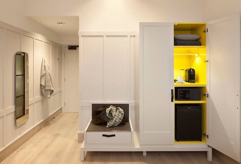 豪华房间, Coppersmith