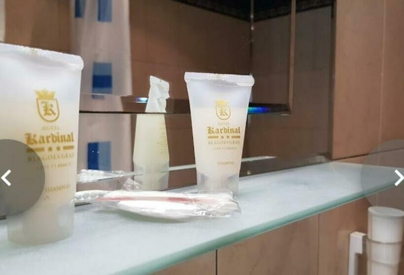 스탠다드 룸, Kardinal