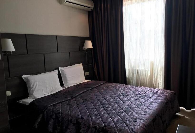 غرفة قياسية, Kardinal