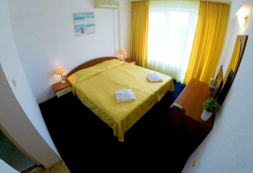 חדר סטנדרט עם מרפסת, Lotos