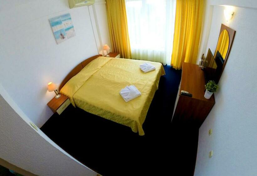 חדר סטנדרט עם מרפסת, Lotos