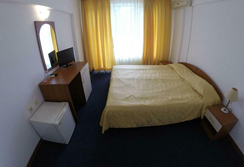 חדר סטנדרט עם מרפסת, Lotos