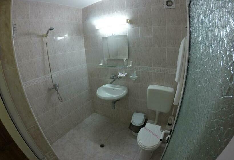 חדר סטנדרט עם מרפסת, Lotos