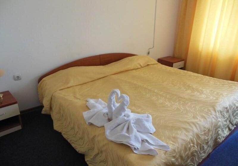 חדר סטנדרט עם מרפסת, Lotos