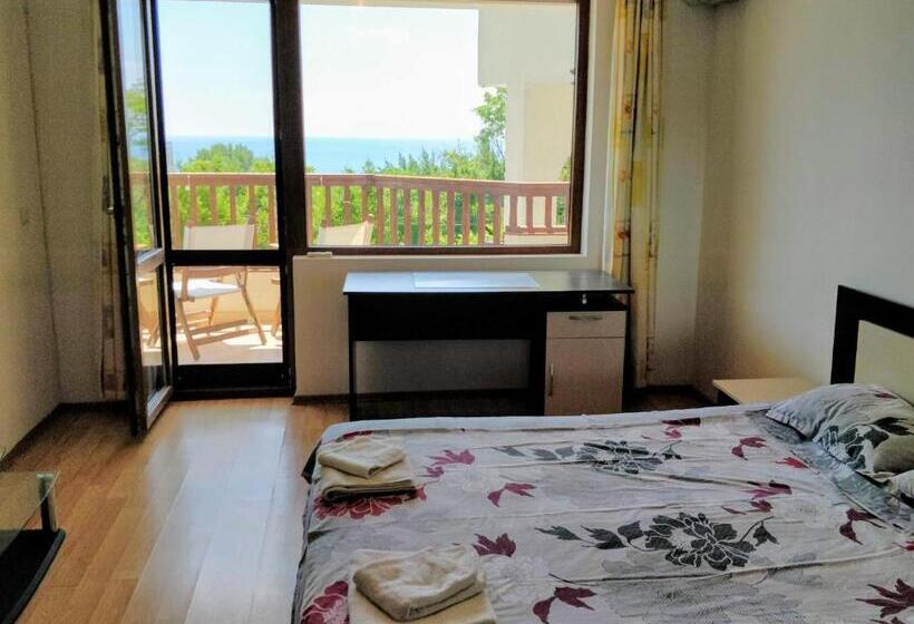 غرفة دوبلكس, Morski Briz