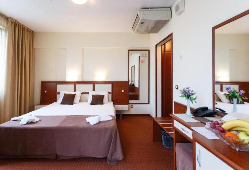 Quarto Superior, Nadejda