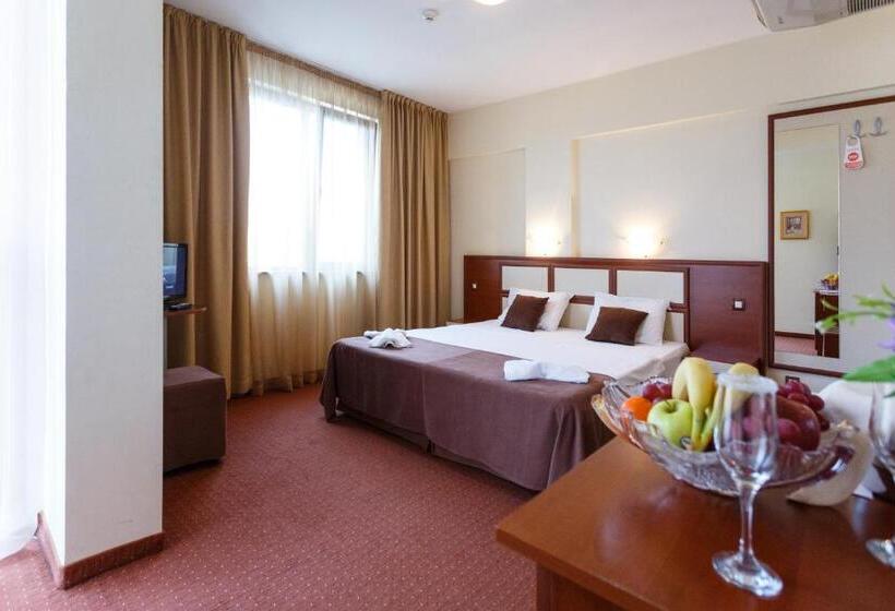 Quarto Superior, Nadejda