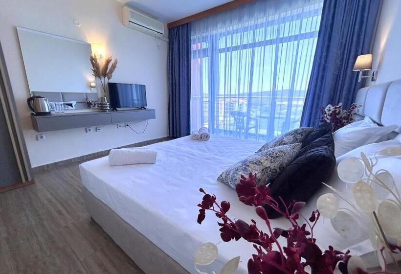 Camera Standard con Balcone, Penelope