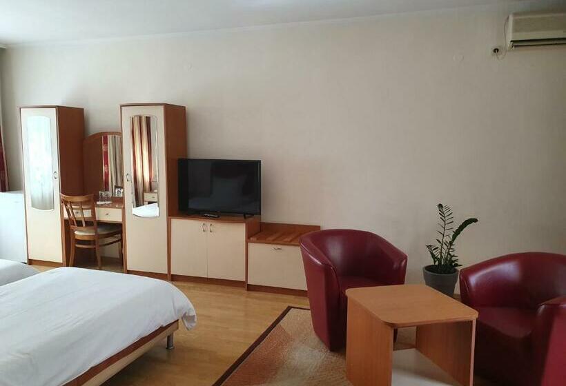 غرفة ديلوكس, Primavera 1