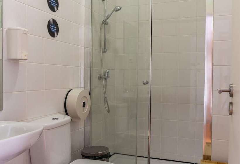 Cama em Quarto Partilhado, Rock N Porto Hostel