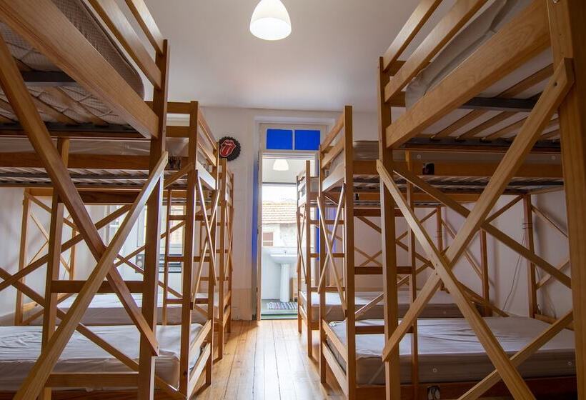 Cama em Quarto Partilhado, Rock N Porto Hostel