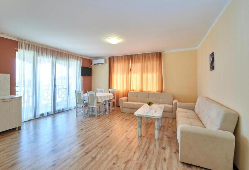 آپارتمان 2 خوابه با بالکن, Toma S Residence Front Beach