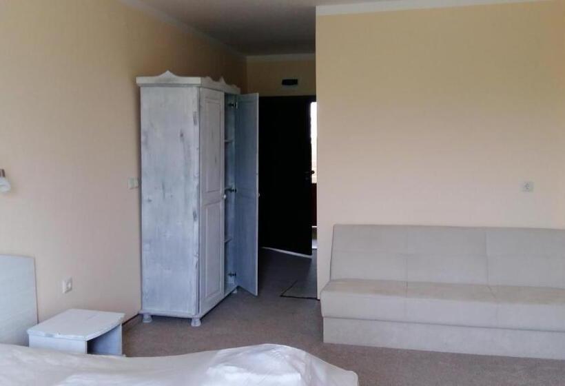 اتاق استاندارد با چشمانداز کوهستان, Toma S Residence Front Beach