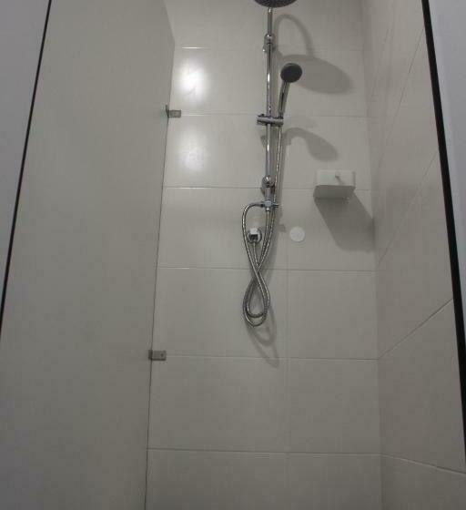 공동 객실, Uau Hostel