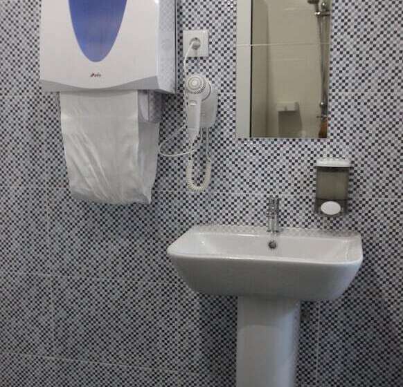 스탠다드 룸 공동 욕실, Uau Hostel