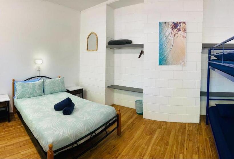 스탠다드 룸 공동 욕실, Yha Coolangatta Gold Coast