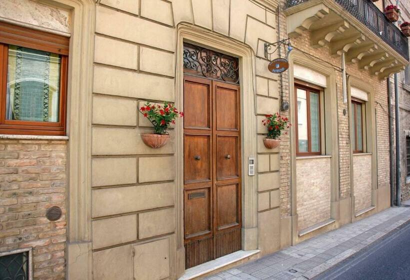 スタンダードルーム, B&b Patrizio