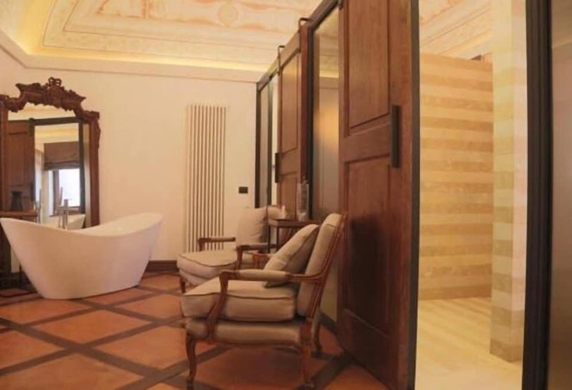 スイート, Al Palazzetto