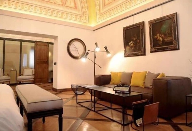 スイート, Al Palazzetto