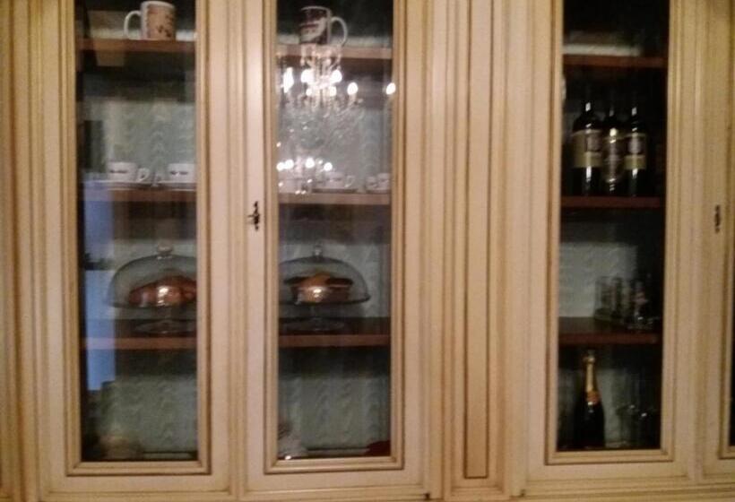 חדר סופריור לארבעה, Number60