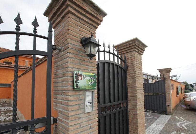 חדר סופריור לארבעה, Number60