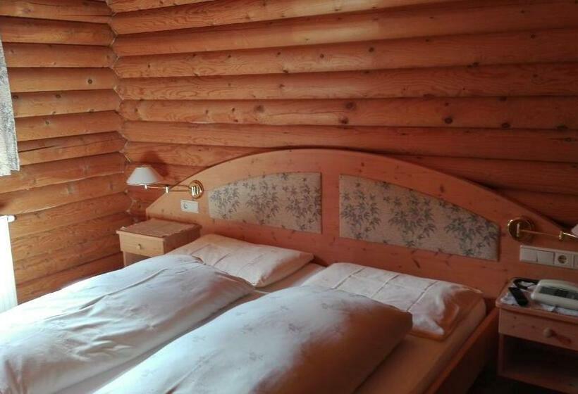 スタンダードトリプルルーム, Pensione Valbona