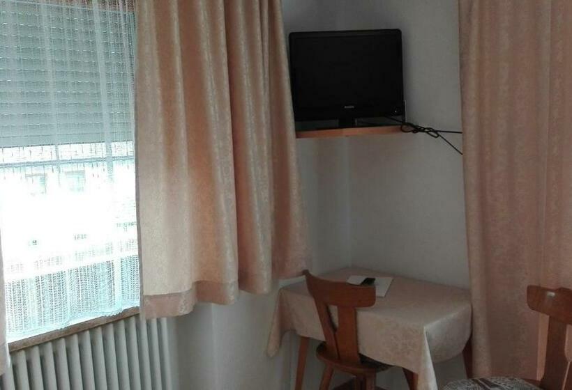 クラシックシングルルーム, Pensione Valbona