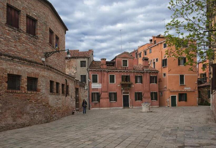 اتاق استاندارد چهارنفره با سرویس بهداشتی مشترک, San Giacomo Venezia